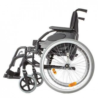 Кресло-коляска с ручным приводом Invacare Action 3 NG в Челябинске