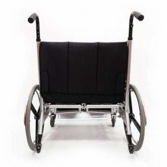 Кресло-коляска с ручным приводом Titan Minimaxx LY-250-1203 в Челябинске