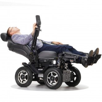 Инвалидная коляска с электроприводом Caterwil Ultra 4WD Lux в Челябинске