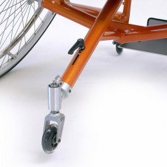 Заднее опорное колесо